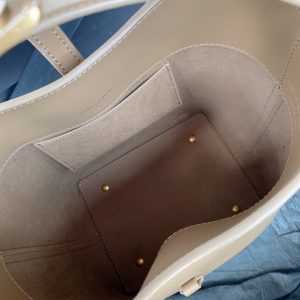 le 37 small 17cm dark beige shiny calfskin