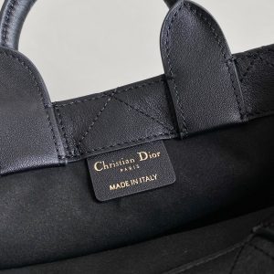 MINI BOOK TOTE 21 BLACK MACCROCANNAGE CALFSKIN