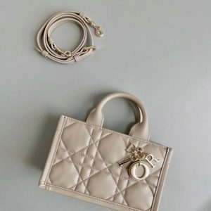 MINI BOOK TOTE 21 BEIGE CREAM MACCROCANNAGE CALFSKIN