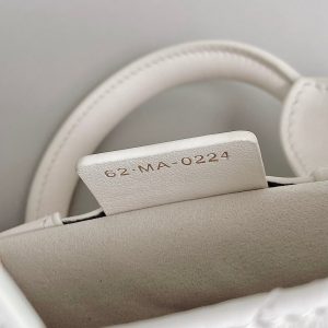 20240509_i1715244510_168_7_jpg MINI BOOK TOTE 21 WHITE MACCROCANNAGE CALFSKIN