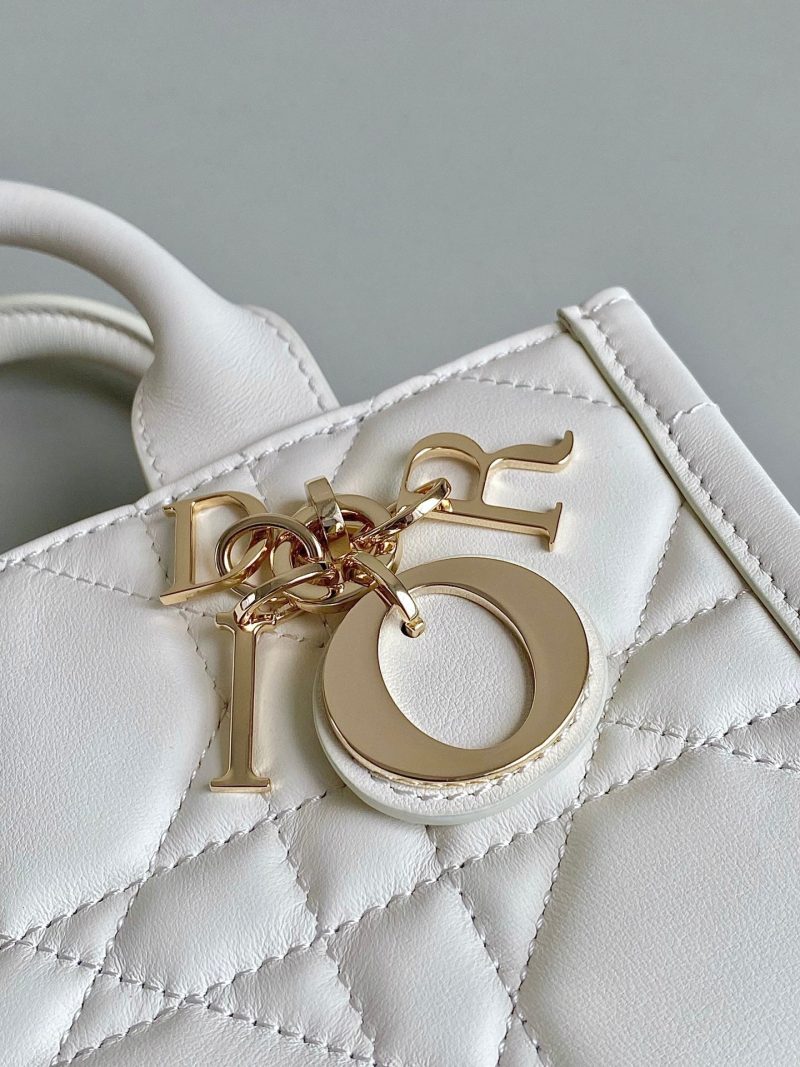 20240509_i1715244510_4260_3_jpg MINI BOOK TOTE 21 WHITE MACCROCANNAGE CALFSKIN