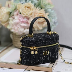 CARO 16 MINI VANITY CASE IN BLACK MACROCANNAGE TWEED