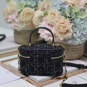 CARO 16 MINI VANITY CASE IN BLACK MACROCANNAGE TWEED