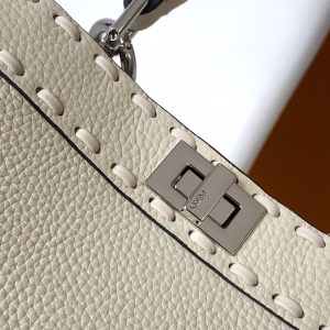 20240515_i1715751527_1036_4_jpg_94614905-0f62-410f-ad9f-d5be1636a653 Peekaboo ISeeU Petite 20 Bag Ivory Leather Shw