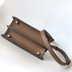 20240531_i1717132733_7028_3_jpg_a3c20412-84eb-4b2b-ae40-0b4e26e08ff9 Peekaboo ISeeU Petite 20 Bag Chocolate Leather Shw