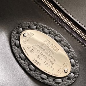 Fendi Baguette 27 Bag Black Calfskin Shw