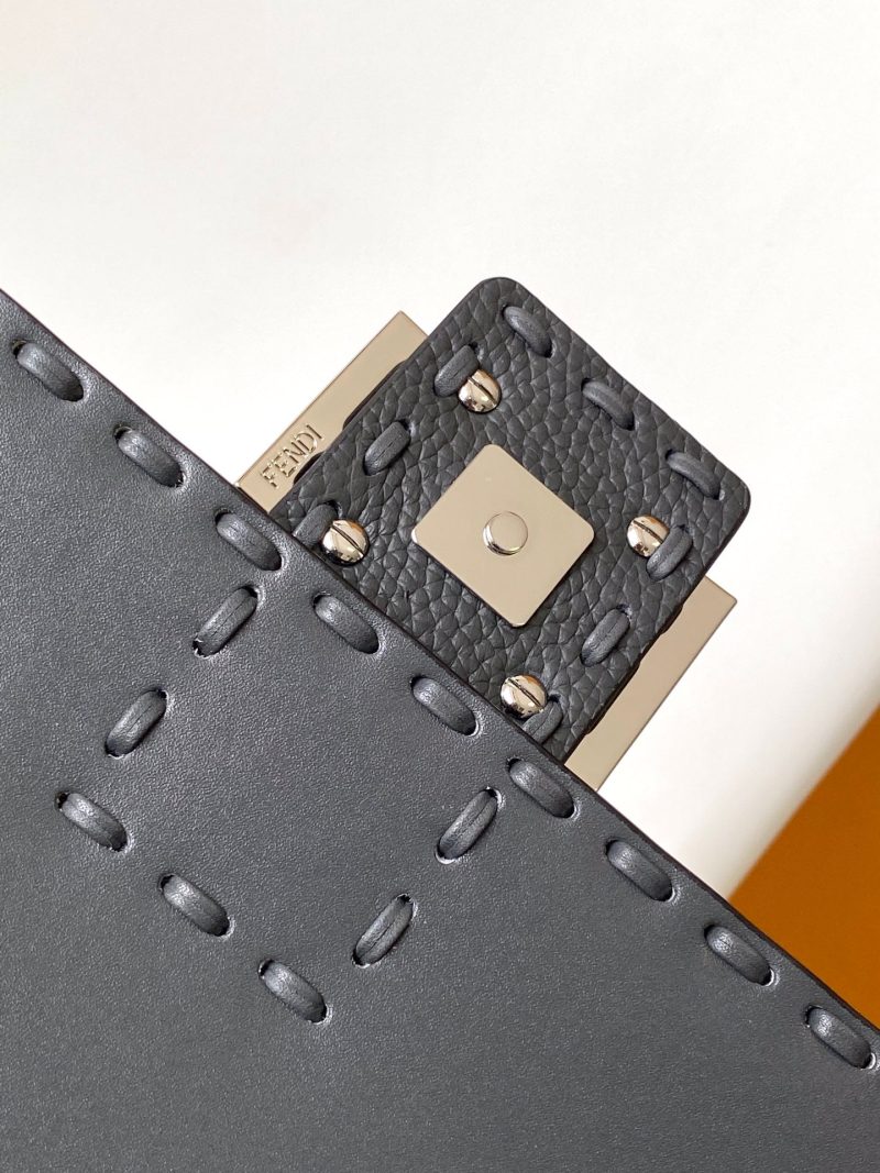 Fendi Baguette 27 Bag Black Calfskin Shw