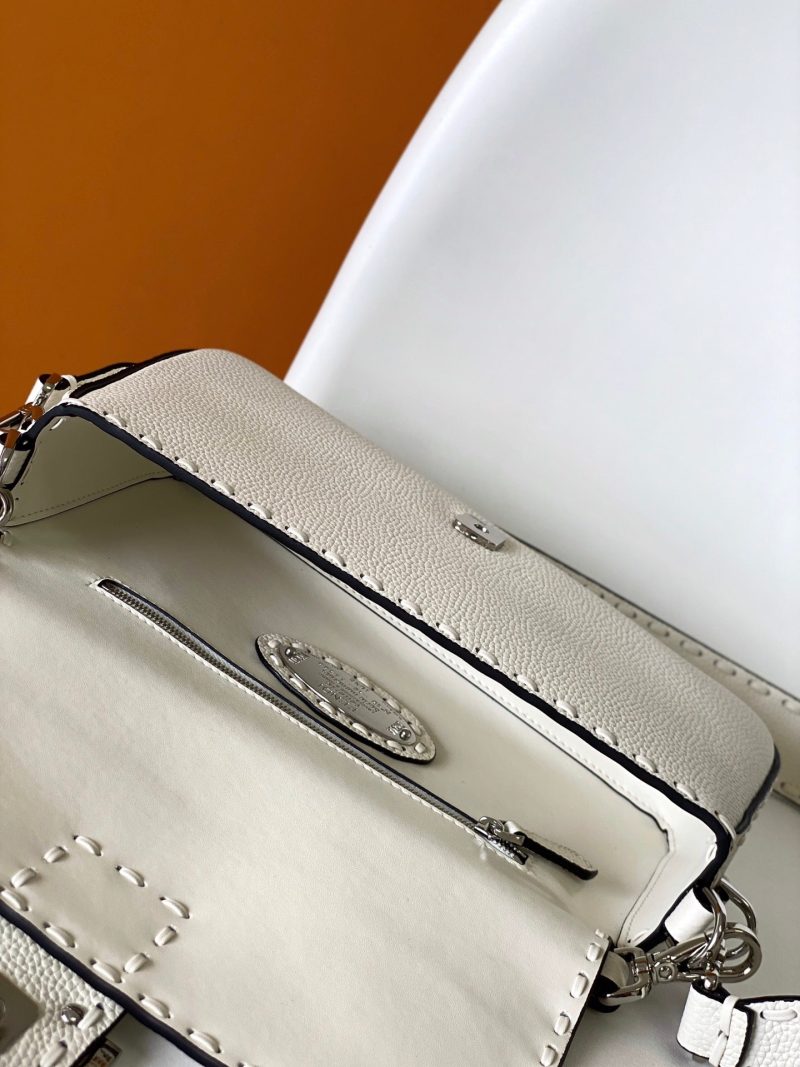 Fendi Baguette 27 Bag White Calfskin Shw
