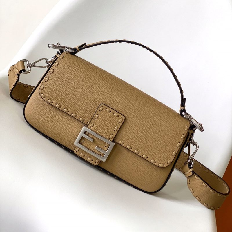 Fendi Baguette 27 Bag Light Brown Calfskin Shw