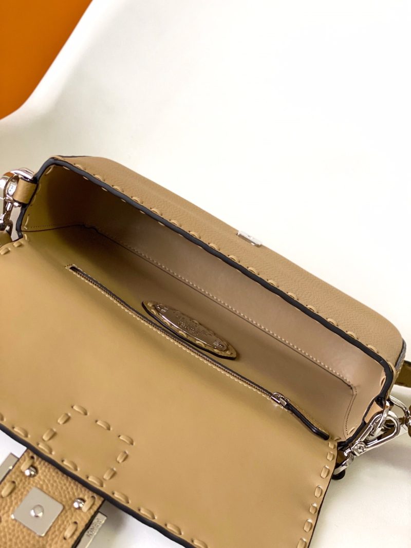 Fendi Baguette 27 Bag Light Brown Calfskin Shw