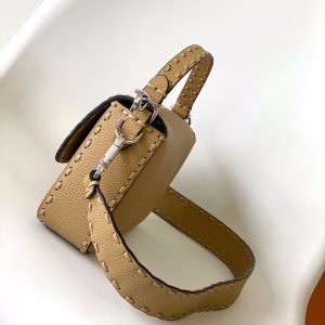 Fendi Baguette 27 Bag Light Brown Calfskin Shw