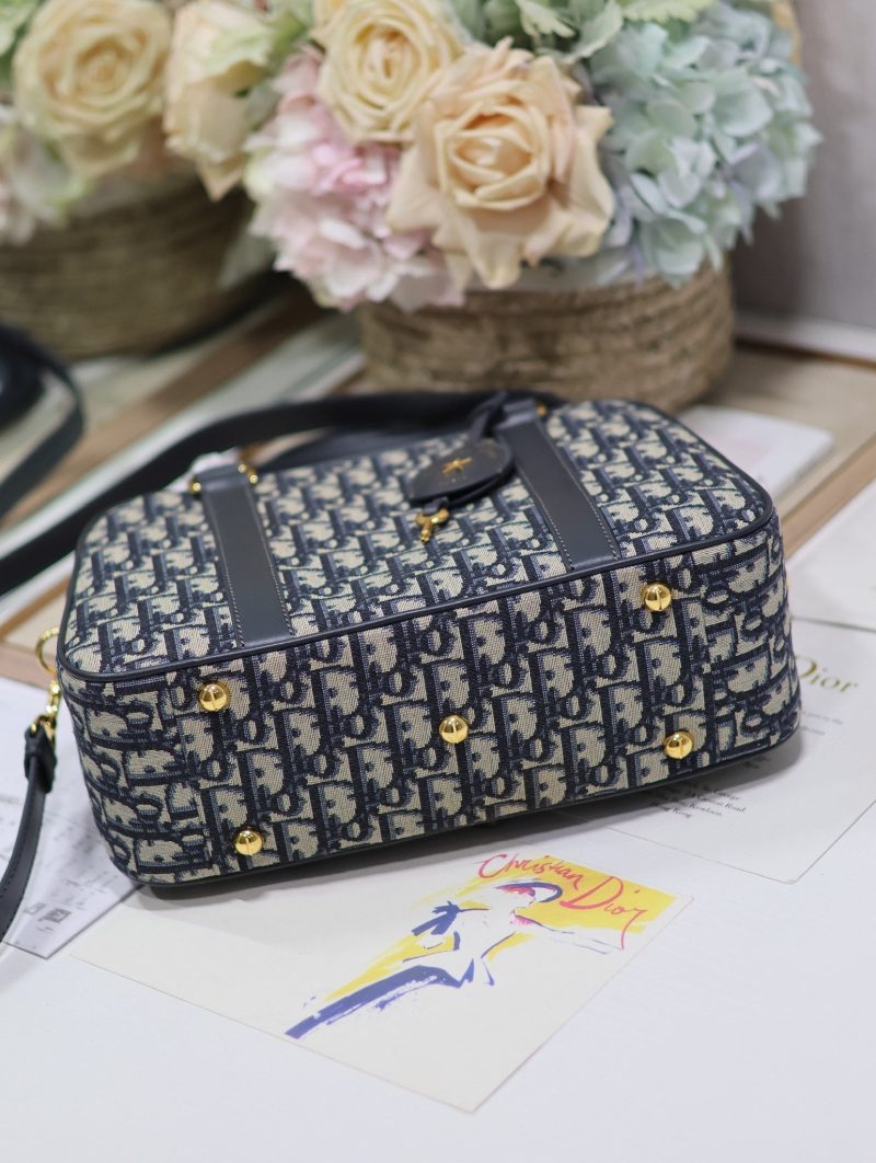 20240607_i1717746222_7166_8_jpg MEDIUM 31 D-VIBE BOWLING BAG IN BLUE MONOGRAM OBLIQUE JACQUARD