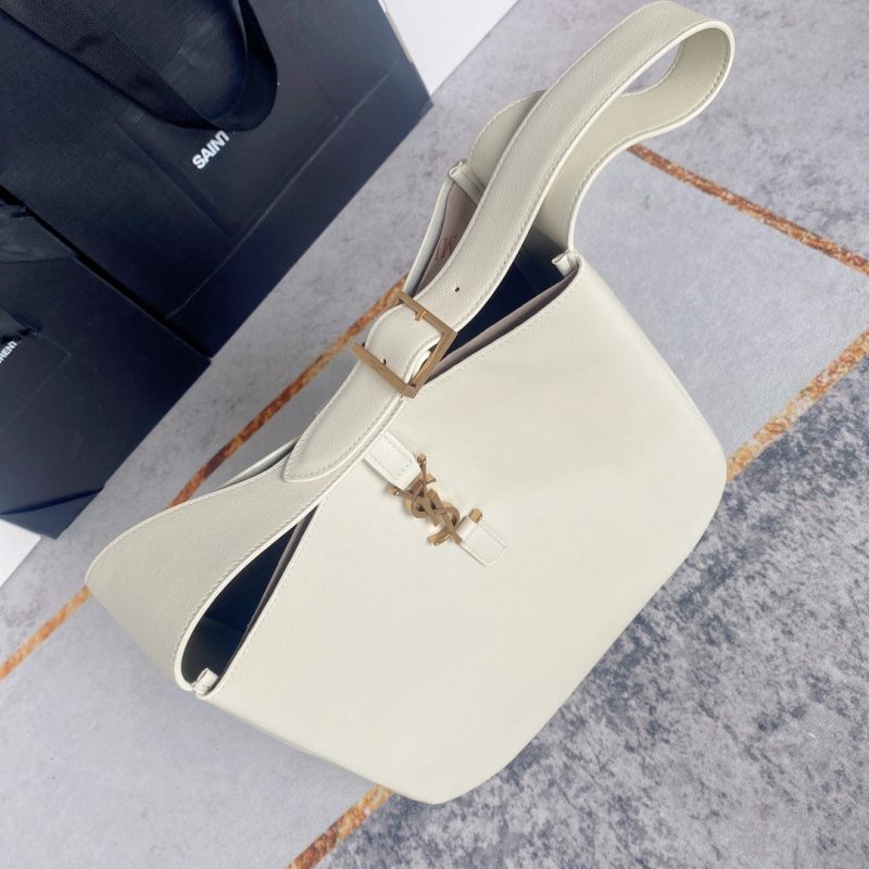 le 5a7 large 30cm white calfskin
