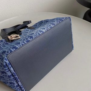 20240611_i1718095311_508_3_jpg MEDIUM TOUJOURS 28 BLUE DENIM OBLIQUE JACQUARD