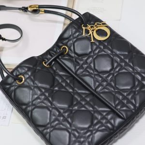 20240701_i1719816481_4686_4_jpg MEDIUM 34 NOLITA BAG IN BLACK MACROCANNAGE CALFSKIN
