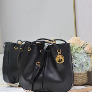 MEDIUM 34 NOLITA BAG IN BLACK SMOOTH CALFSKIN
