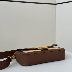 FendiI BAGUETTE 27 BAG IN BEIGE RAFFIA AND BROWN CALFSKIN WITH GOLD HARDWARE