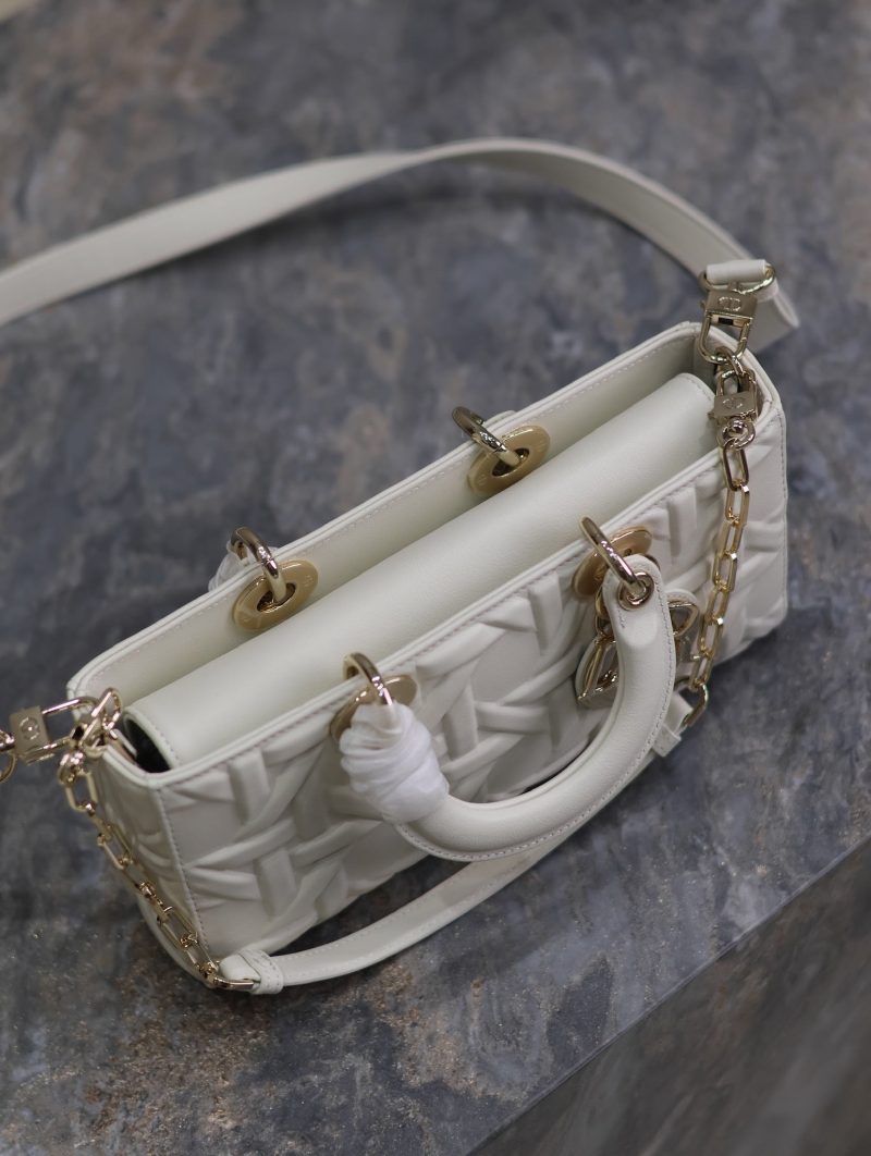 20240819_i1724050196_1316_6_jpg Lady D-Joy Bag 26 White Graphic Lambskin