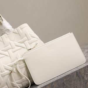 20240820_i1724142055_9561_2_jpg MEDIUM 37 TOUJOURS BAG IN WHITE CANNAGE GRAPHIC LAMBSKIN