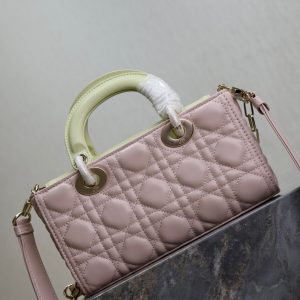 20240914_i1726293988_704_4_jpg Lady D-Joy Bag 22 Pink Pale Green Lambskin