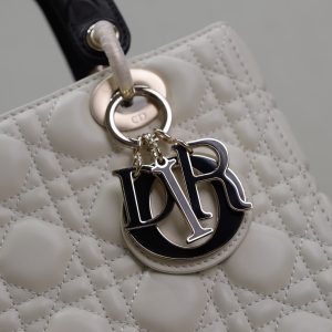 20240914_i1726302883_1885_1_jpg Lady Bag 20cm White Black Lambskin