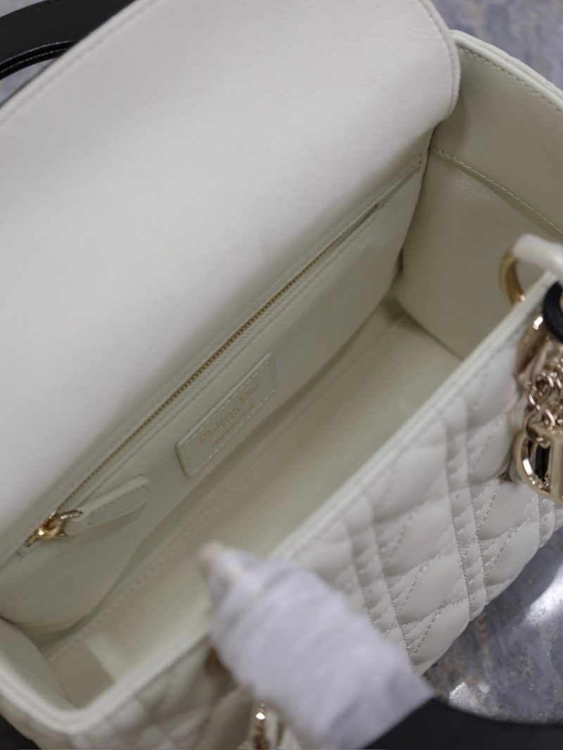 20240914_i1726302883_707_7_jpg Lady Bag 20cm White Black Lambskin