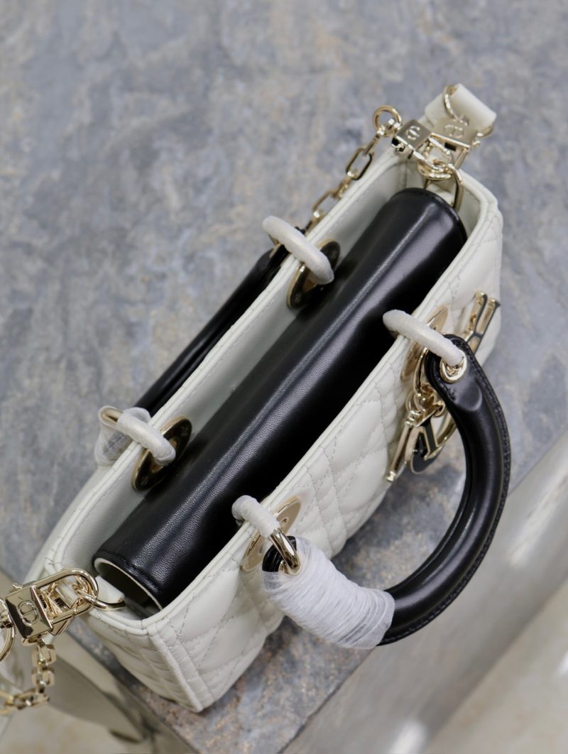 20240914_i1726302954_6583_6_jpg Lady D-Joy Bag 22 White Black Lambskin
