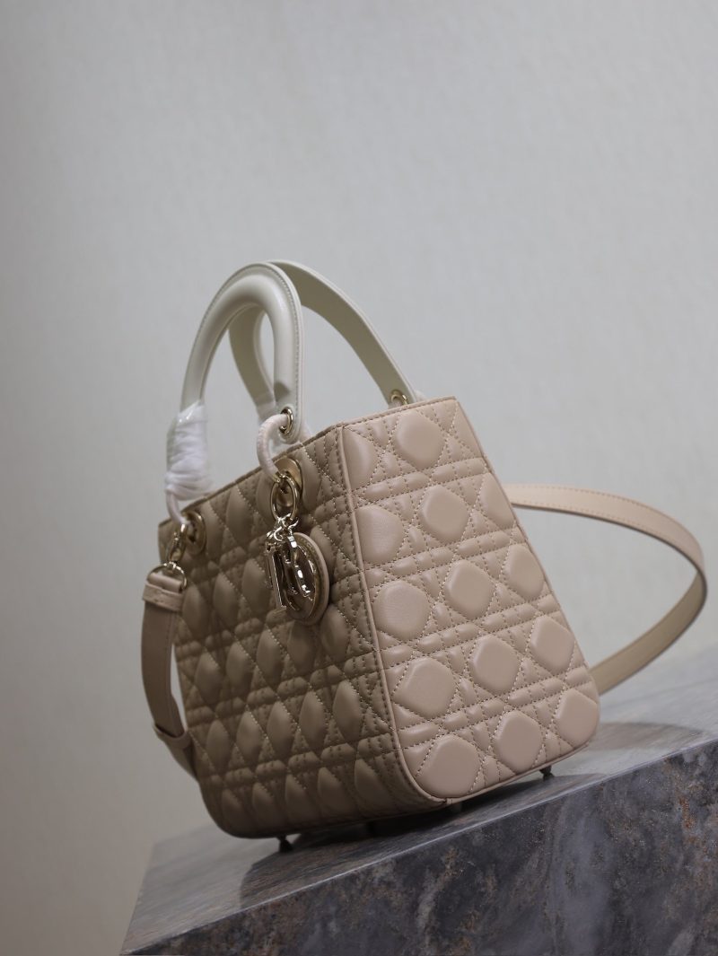 20240914_i1726305693_6472_4_jpg_be7e7afa-15f8-4425-9ec3-2c71f74475d8 Lady Bag 20cm Beige White Lambskin