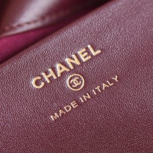 24B Cluth With Chain Burgundy Lambskin Gold Hardware