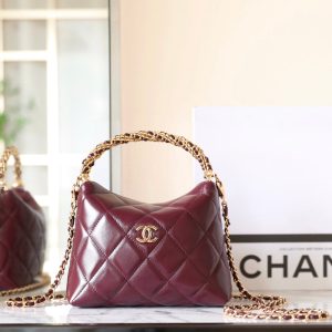 24B Cluth With Chain Burgundy Lambskin Gold Hardware