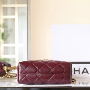 24B Cluth With Chain Burgundy Lambskin Gold Hardware