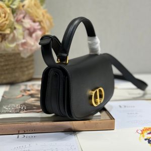 SMALL 19 MONTAIGNE AVENUE TOP HANDLE BAG BLACK SMOOTH CALFSKIN 221147