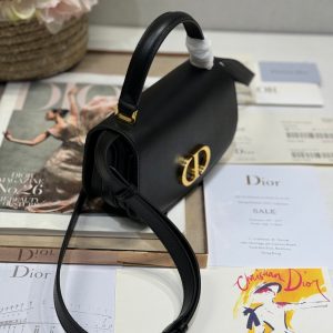 SMALL 19 MONTAIGNE AVENUE TOP HANDLE BAG BLACK SMOOTH CALFSKIN 221147