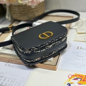 SMALL 19 MONTAIGNE AVENUE TOP HANDLE BAG BLUE DIOR OBLIQUE JACQUARD AND BLACK SMOOTH CALFSKIN