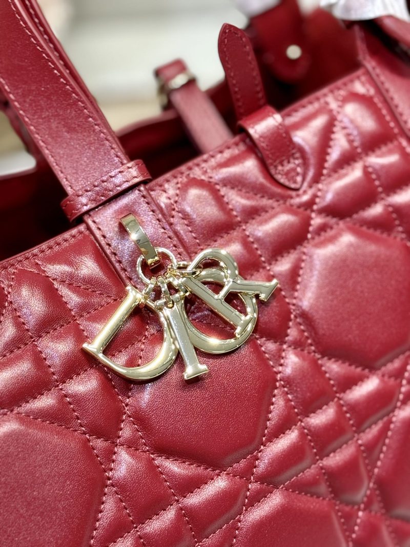 20241024_i1729759164_3101_6_jpg SMALL 28 TOUJOURS BAG IN RUBY RED MACROCANNAGE LAMBSKIN