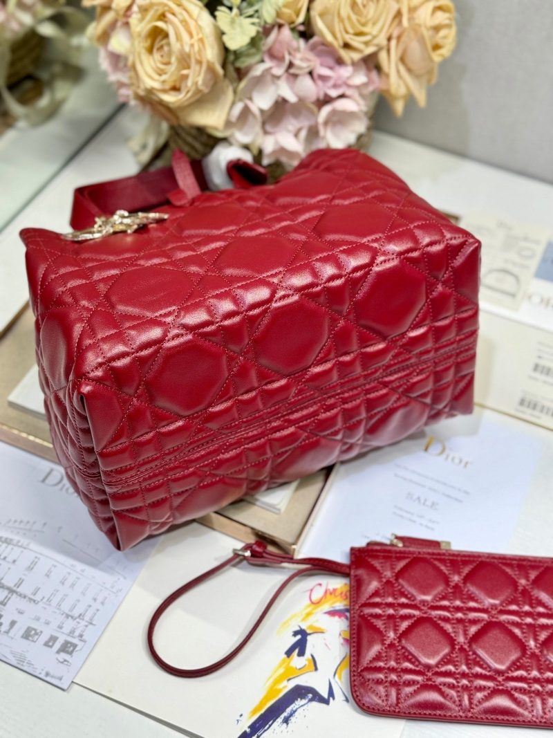 20241024_i1729759164_3193_2_jpg SMALL 28 TOUJOURS BAG IN RUBY RED MACROCANNAGE LAMBSKIN