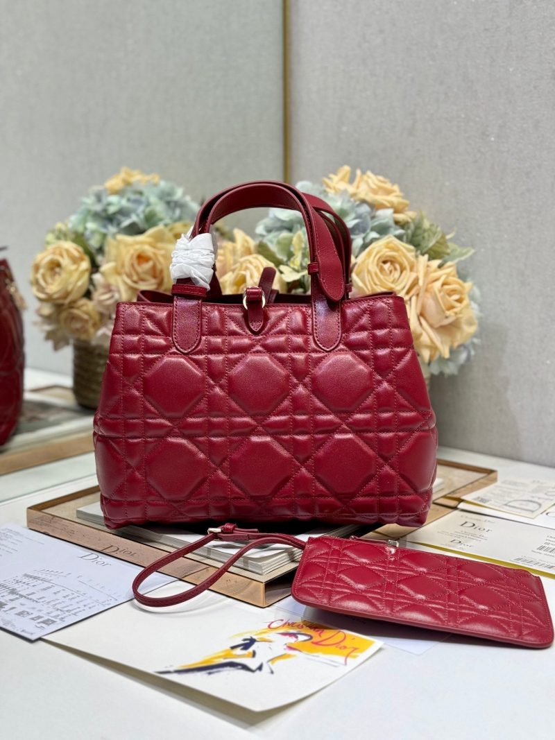 20241024_i1729759164_3_1_jpg SMALL 28 TOUJOURS BAG IN RUBY RED MACROCANNAGE LAMBSKIN