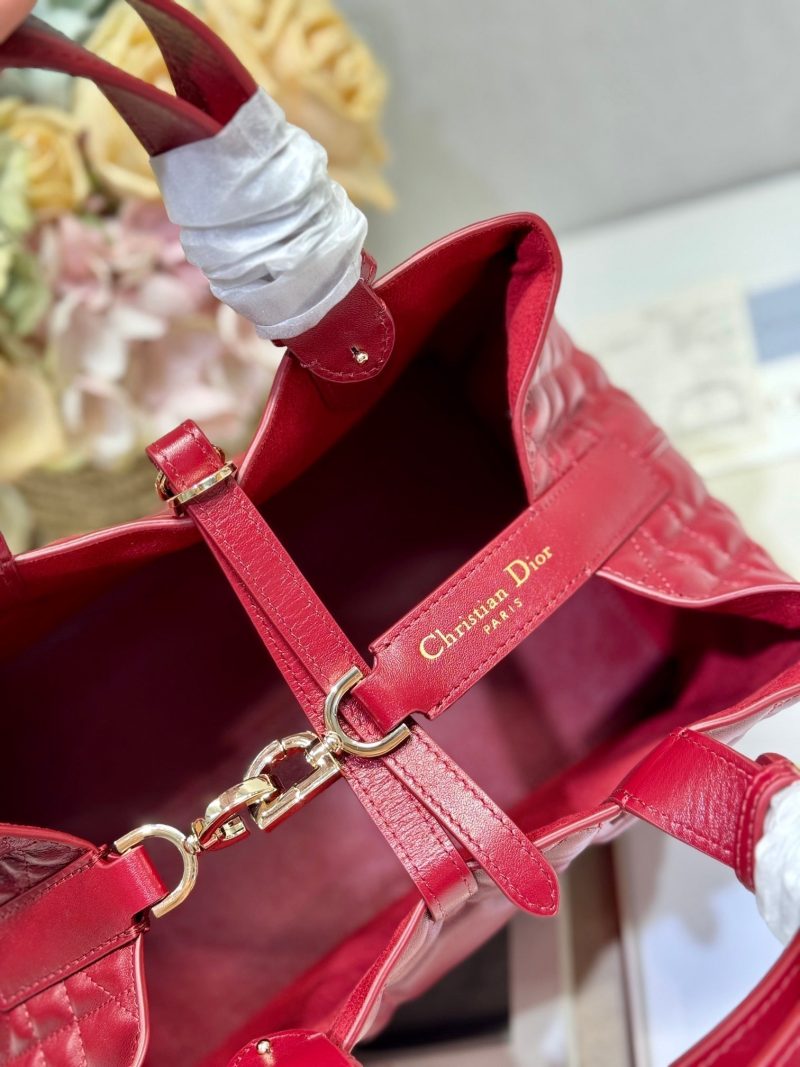 20241024_i1729759164_479_3_jpg SMALL 28 TOUJOURS BAG IN RUBY RED MACROCANNAGE LAMBSKIN