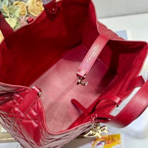 MEDIUM 37 TOUJOURS BAG IN RUBY RED MACROCANNAGE LAMBSKIN