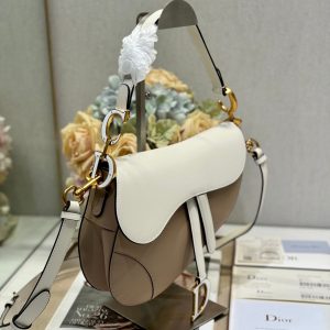 SADDLE BAG 25 WITH STRAP LATTE WHITE MIX MEDIUM BROWN GRAINED CALFSKIN