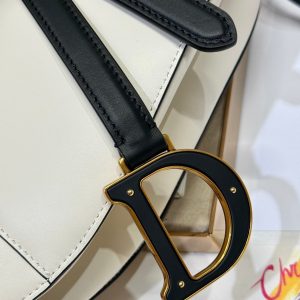 SADDLE BAG 25 WITH STRAP LATTE BLACK MIX WHITE GRAINED CALFSKIN