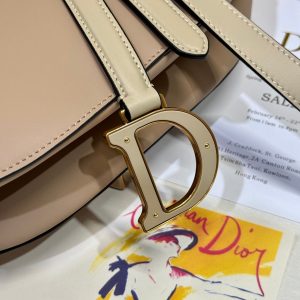 SADDLE BAG 25 WITH STRAP LATTE MEDIUM BROWN GRAINED CALFSKIN