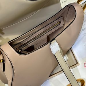 SADDLE BAG 25 WITH STRAP LATTE MEDIUM BROWN GRAINED CALFSKIN