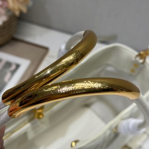 20241030_i1730275175_6469_5_jpg MEDIUM 37 TOUJOURS BAG IN WHITE MACROCANNAGE LAMBSKIN