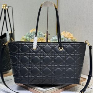 20241030_i1730276631_2912_2_jpg LARGE 41 TOUJOURS BAG IN BLACK MACROCANNAGE LAMBSKIN 221056