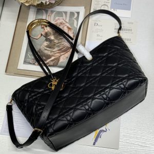 20241030_i1730276631_759_6_jpg LARGE 41 TOUJOURS BAG IN BLACK MACROCANNAGE LAMBSKIN 221056