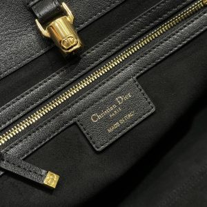 20241030_i1730276879_4006_7_jpg LARGE 41 TOUJOURS BAG IN BLACK MACROCANNAGE LAMBSKIN