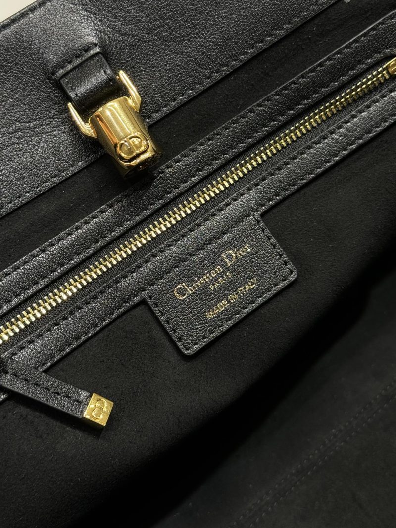 20241030_i1730276879_4006_7_jpg LARGE 41 TOUJOURS BAG IN BLACK MACROCANNAGE LAMBSKIN