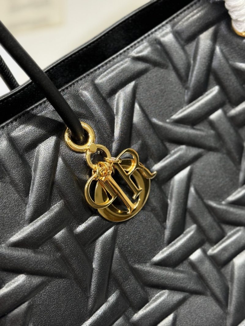 20241030_i1730276879_9910_4_jpg LARGE 41 TOUJOURS BAG IN BLACK MACROCANNAGE LAMBSKIN