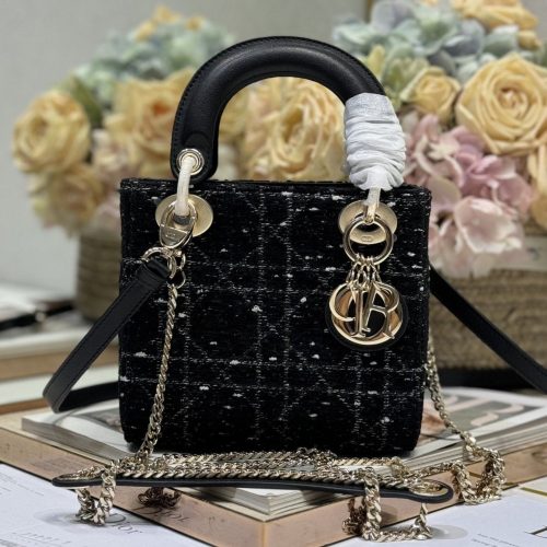 20241031_i1730363516_8903_0_jpg MINI 17 LADY BAG IN BLACK CANNAGE TWEED